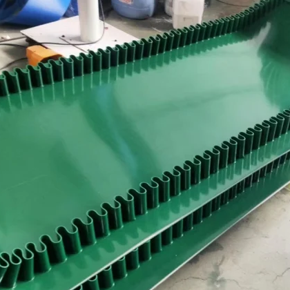 PVC BORDES ONDULADOS